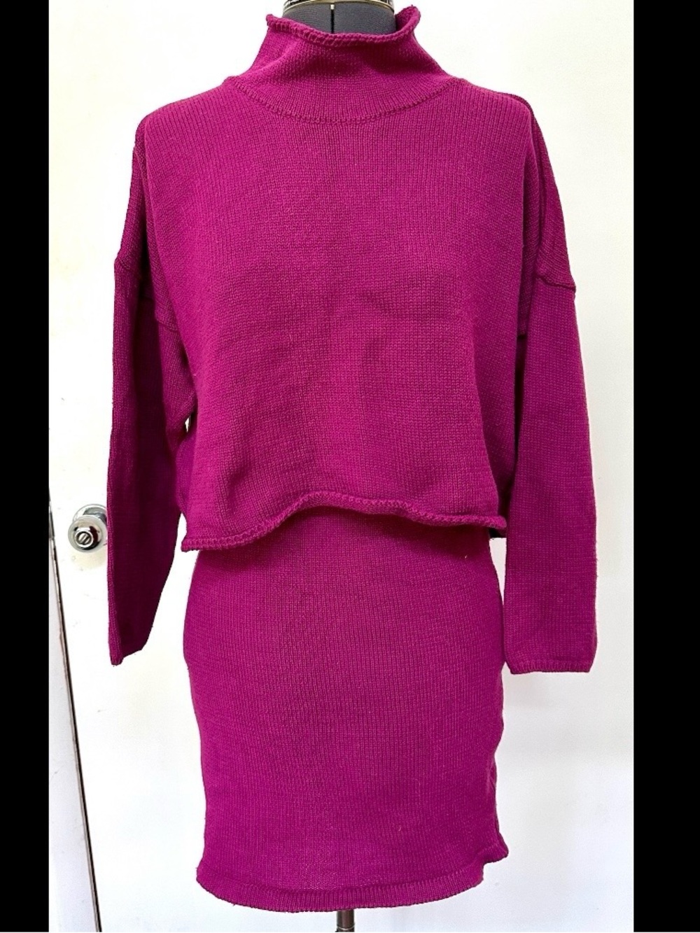 VINTAGE 1980s FIORUCCI ITALY COTTON KNIT SKIRT CROPPED MOCK NECK SWEATER SET M